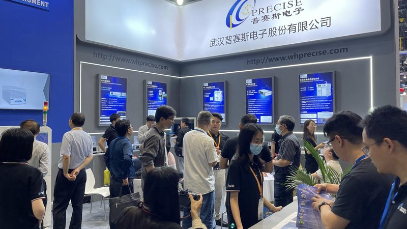 液位传感器精度参数对比